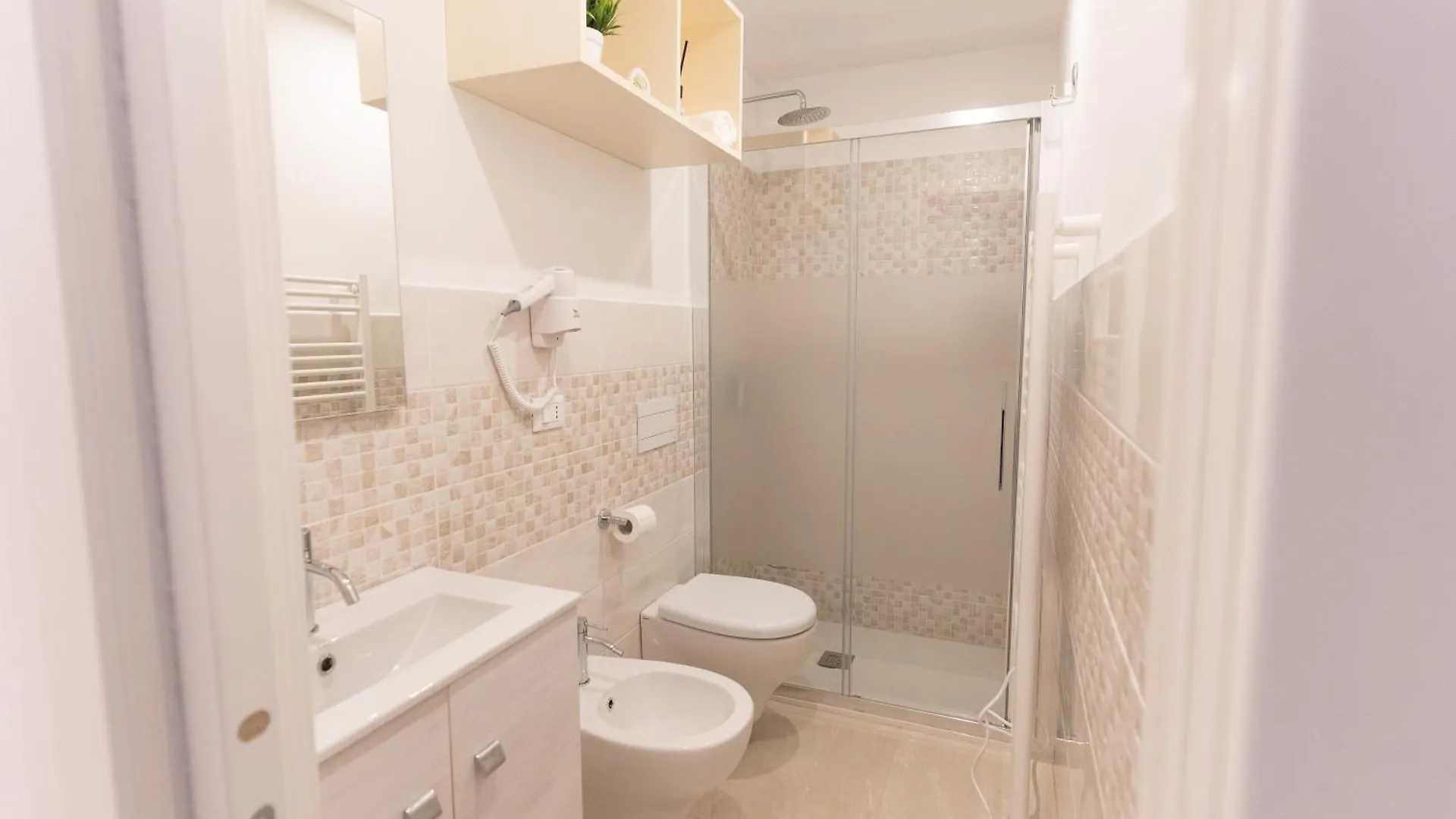 Adam Eric Bed & Breakfast La Spezia 0*,  Italy