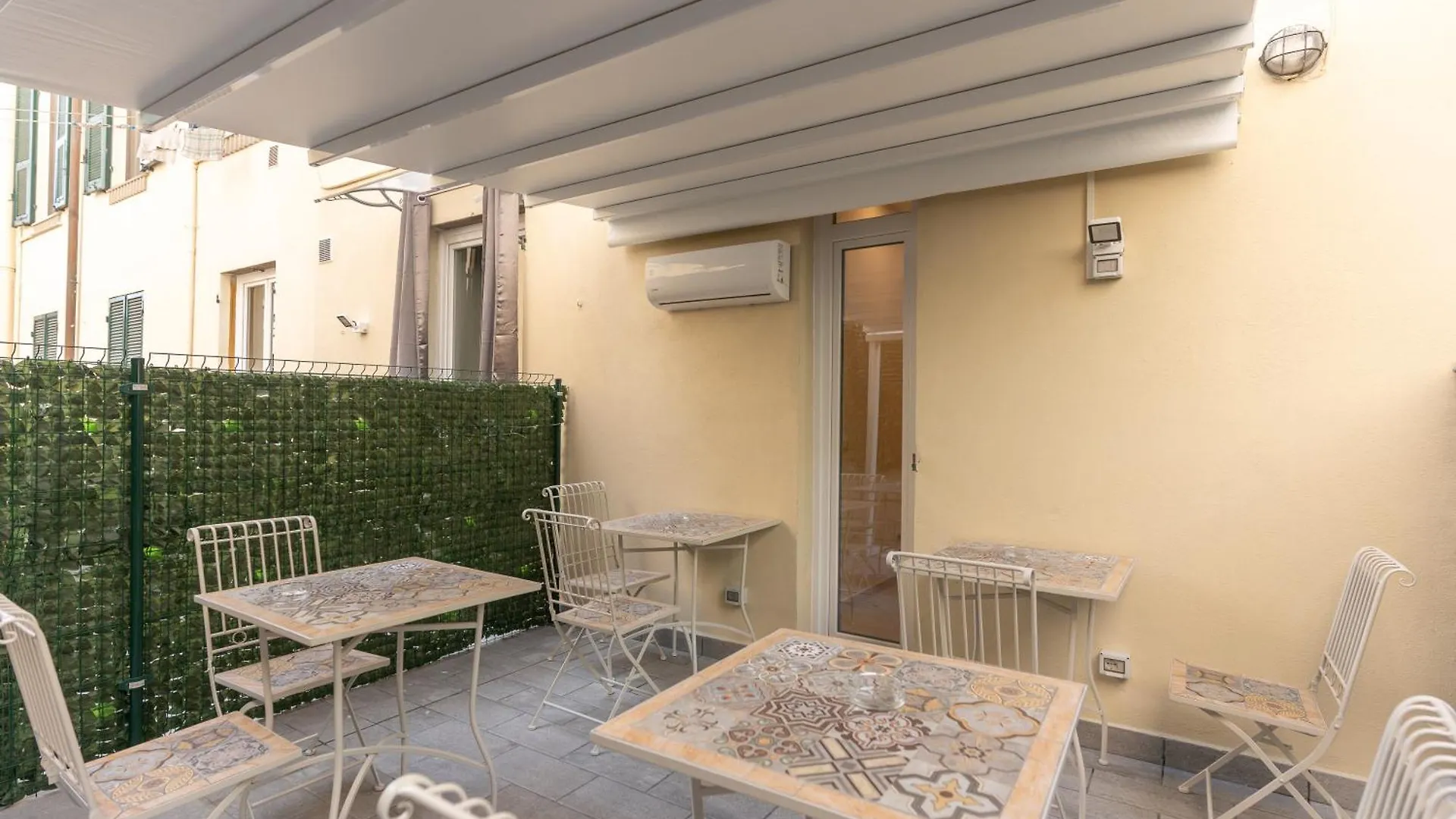 Adam Eric Bed & Breakfast La Spezia